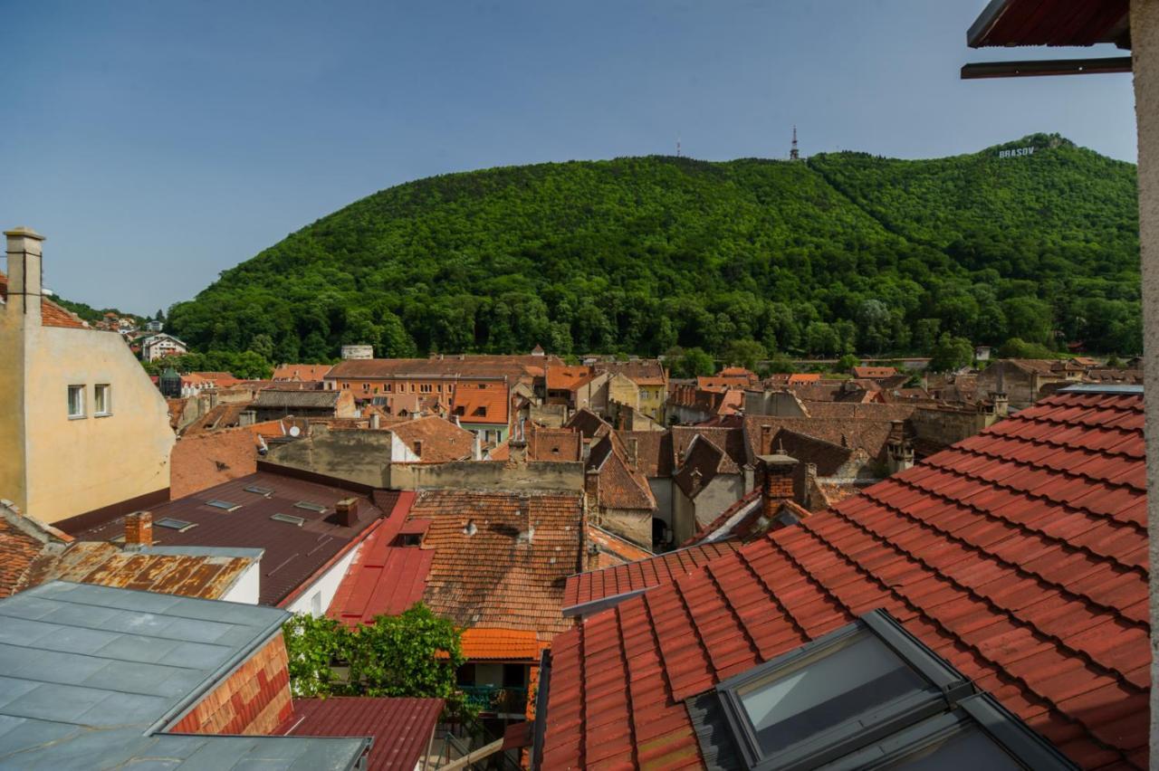 Rooftop Central Apartment Braşov Eksteriør billede